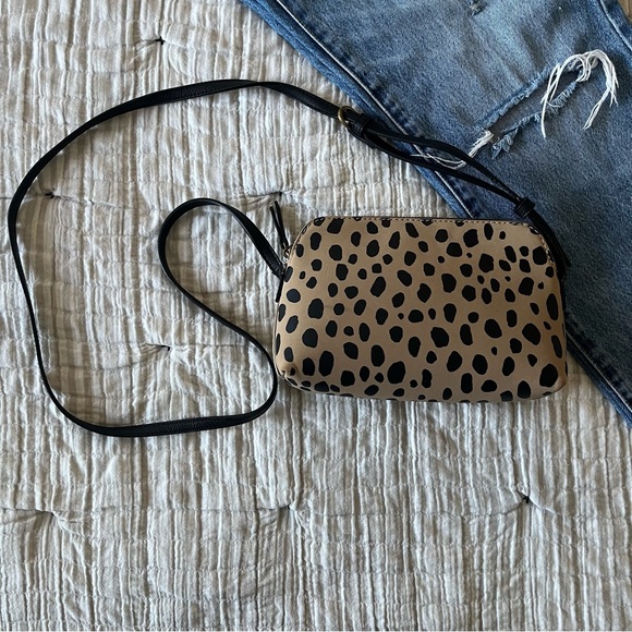 Universal Thread Addison Crossbody Leopard Print Target‎ bag - Picture 1 of 5